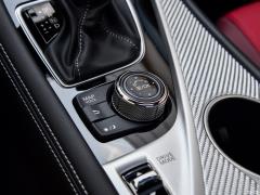 Роскошное спортивное издание S 2.0T 2019 года 2019 S 2.0T Luxury Sports Edition Фото 32 из 75