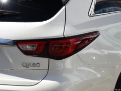 2020 2.5 S / C Гибридная полноприводная премиум-версия 2020 2.5 S/C Hybrid two-wheel drive premium version Фото 42 из 44