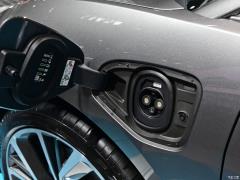 2020 EV400 HSE 2020 EV400 HSE Фото 46 из 176