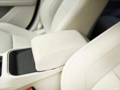 EV400 HSE 2018 г. 2018 EV400 HSE Фото 69 из 97