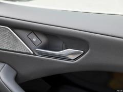 EV400 SE 2018 г. 2018 EV400 SE Фото 255 из 389