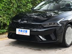 2020 г., 380T GT-Line Premium Technology Edition 2020 380T GT-Line Premium Technology Edition Фото 14 из 70