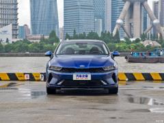 Фото Kia K5 
