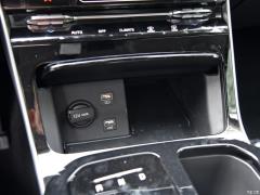 2020 г., 380T GT-Line Premium Technology Edition 2020 380T GT-Line Premium Technology Edition Фото 154 из 710