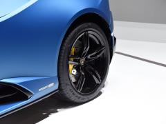 Huracán EVO RWD Spyder 2020 модельного года 2020 Huracán EVO RWD Spyder Фото 65 из 70