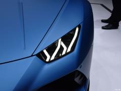 Huracán EVO RWD Spyder 2020 модельного года 2020 Huracán EVO RWD Spyder Фото 15 из 70