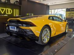 Huracán EVO RWD 2020 года 2020 Huracán EVO RWD Фото 6 из 30