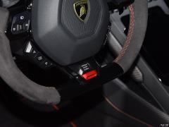Фото Lamborghini Huracan (Ламборгини Хуракан), фото салона