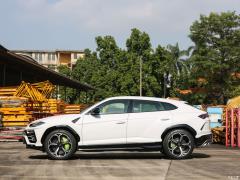 2021 4.0T V8 2021 4.0T V8 Фото 4 из 54