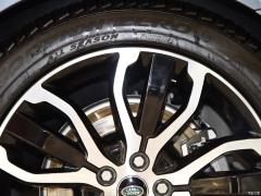 2021 3.0 L6 Сияющий черный выпуск 2021 3.0 L6 Shining Black Edition Фото 32 из 42
