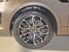 2021 3.0 L6 Сияющий черный выпуск 2021 3.0 L6 Shining Black Edition Фото 25 из 47