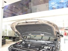 2021 3.0 L6 Сияющий черный выпуск 2021 3.0 L6 Shining Black Edition Фото 12 из 47
