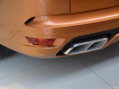 2021 5.0 SC V8 SVR 2021 5.0 SC V8 SVR Фото 35 из 43