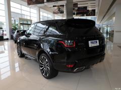 2021 3.0 L6 Сияющий черный выпуск 2021 3.0 L6 Shining Black Edition Фото 5 из 78