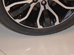 2021 3.0 L6 Сияющий черный выпуск 2021 3.0 L6 Shining Black Edition Фото 32 из 45