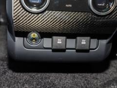 2021 5.0 SC V8 SVR Racing Green Custom Edition 2021 5.0 SC V8 SVR Racing Green Custom Edition Фото 156 из 234