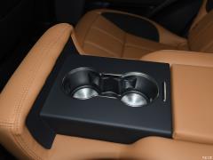 2021 3.0 L6 Сияющий черный выпуск 2021 3.0 L6 Shining Black Edition Фото 208 из 234
