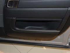 2021 3.0 L6 Сияющий черный выпуск 2021 3.0 L6 Shining Black Edition Фото 218 из 234