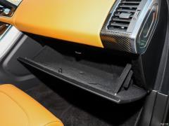 2021 5.0 SC V8 SVR Racing Green Custom Edition 2021 5.0 SC V8 SVR Racing Green Custom Edition Фото 68 из 234