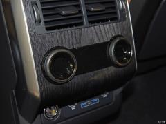 2021 3.0 L6 Сияющий черный выпуск 2021 3.0 L6 Shining Black Edition Фото 204 из 234
