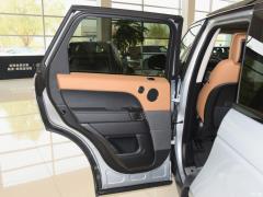 2021 3.0 L6 Сияющий черный выпуск 2021 3.0 L6 Shining Black Edition Фото 198 из 234