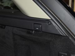 2021 3.0 L6 Сияющий черный выпуск 2021 3.0 L6 Shining Black Edition Фото 232 из 234