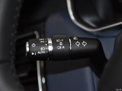 2021 3.0 L6 Сияющий черный выпуск 2021 3.0 L6 Shining Black Edition Фото 15 из 76