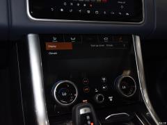 2021 3.0 L6 Сияющий черный выпуск 2021 3.0 L6 Shining Black Edition Фото 28 из 76