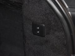 2021 3.0 L6 Сияющий черный выпуск 2021 3.0 L6 Shining Black Edition Фото 74 из 76