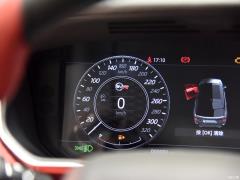 2021 5.0 SC V8 SVR 2021 5.0 SC V8 SVR Фото 112 из 319