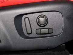 2021 3.0 L6 Сияющий черный выпуск 2021 3.0 L6 Shining Black Edition Фото 241 из 319