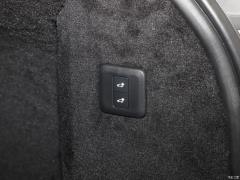 2021 3.0 L6 Сияющий черный выпуск 2021 3.0 L6 Shining Black Edition Фото 271 из 319