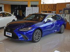 2020 260 F СПОРТ 2020 260 F SPORT Фото 1 из 67