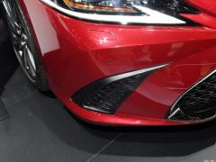 2020 260 F СПОРТ 2020 260 F SPORT Фото 63 из 98