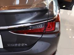 2020 300h Premium Edition 2020 300h Premium Edition Фото 47 из 50