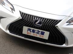 2020 300h Premium Edition 2020 300h Premium Edition Фото 91 из 175