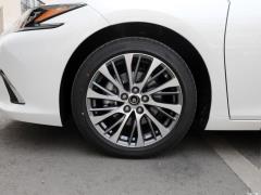2020 300h Premium Edition 2020 300h Premium Edition Фото 105 из 175