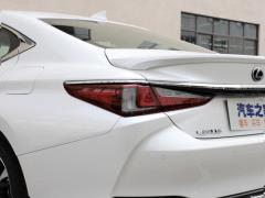 2020 300h Premium Edition 2020 300h Premium Edition Фото 127 из 175