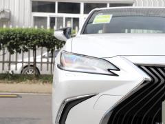 2020 300h Premium Edition 2020 300h Premium Edition Фото 87 из 175