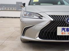 2020 300h Premium Edition 2020 300h Premium Edition Фото 36 из 266