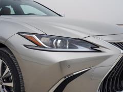 2020 300h Premium Edition 2020 300h Premium Edition Фото 34 из 266
