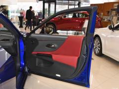 2020 260 F СПОРТ 2020 260 F SPORT Фото 40 из 45