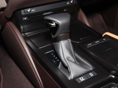 Модель 260 Excellence Edition 2020 года 2020 Model 260 Excellence Edition Фото 155 из 498