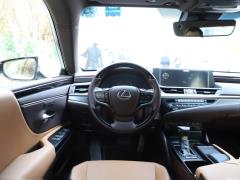 Фото Lexus ES200 (XV70)