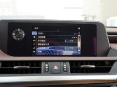 2020 300h Premium Edition 2020 300h Premium Edition Фото 199 из 498