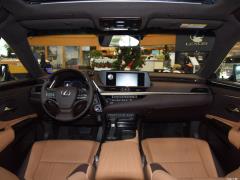 2020 300h Premium Edition 2020 300h Premium Edition Фото 216 из 498