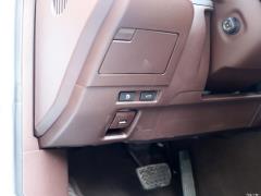 Фото Lexus ES200 (XV70), фото салона