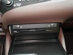 2020 300h Premium Edition 2020 300h Premium Edition Фото 208 из 498
