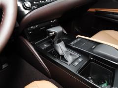 2020 300h Premium Edition 2020 300h Premium Edition Фото 56 из 498