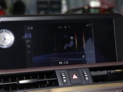 Модель 260 Excellence Edition 2020 года 2020 Model 260 Excellence Edition Фото 146 из 498